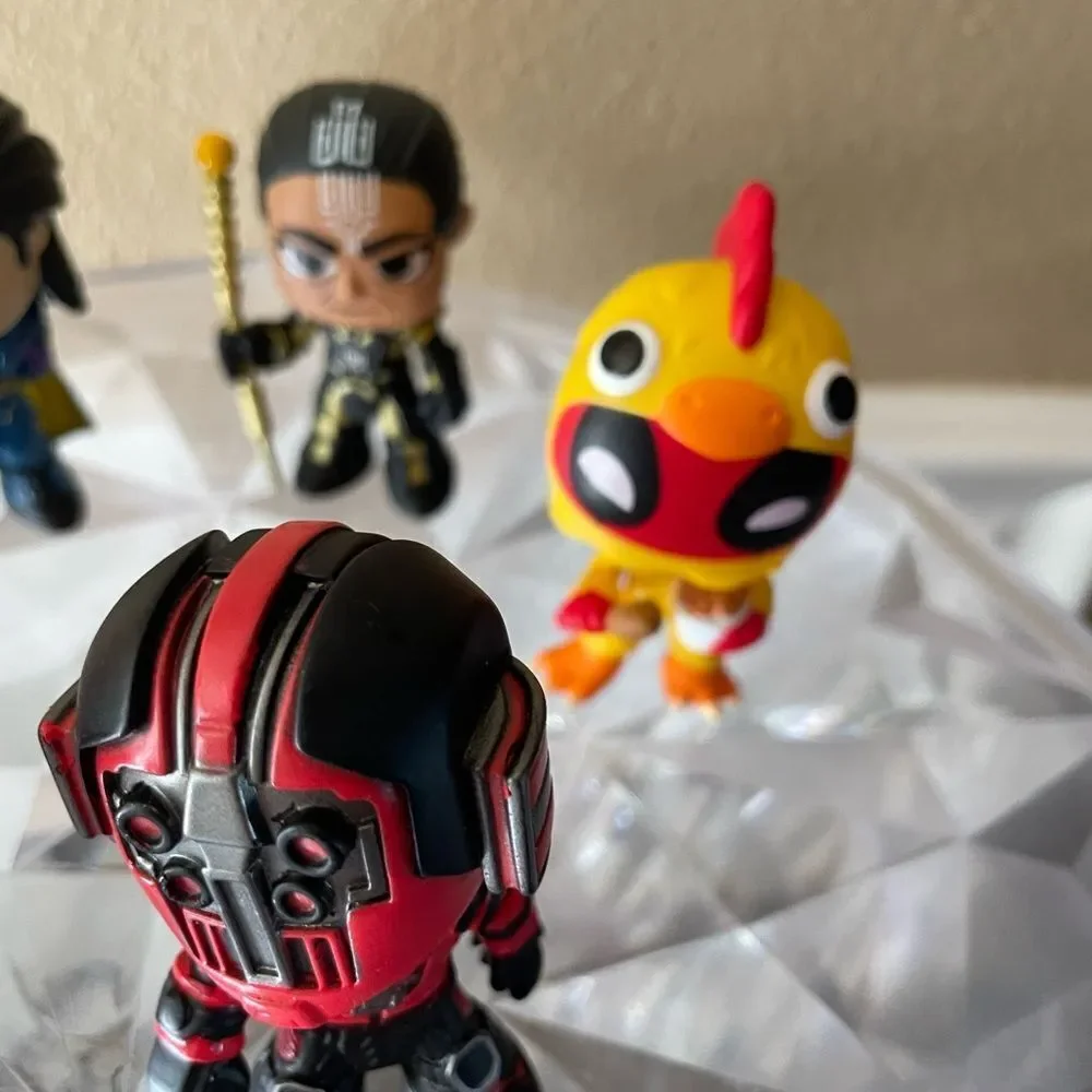 Funko Mystery Minis Lot Sakaarian Deadpool Marvel lot of 6 figures